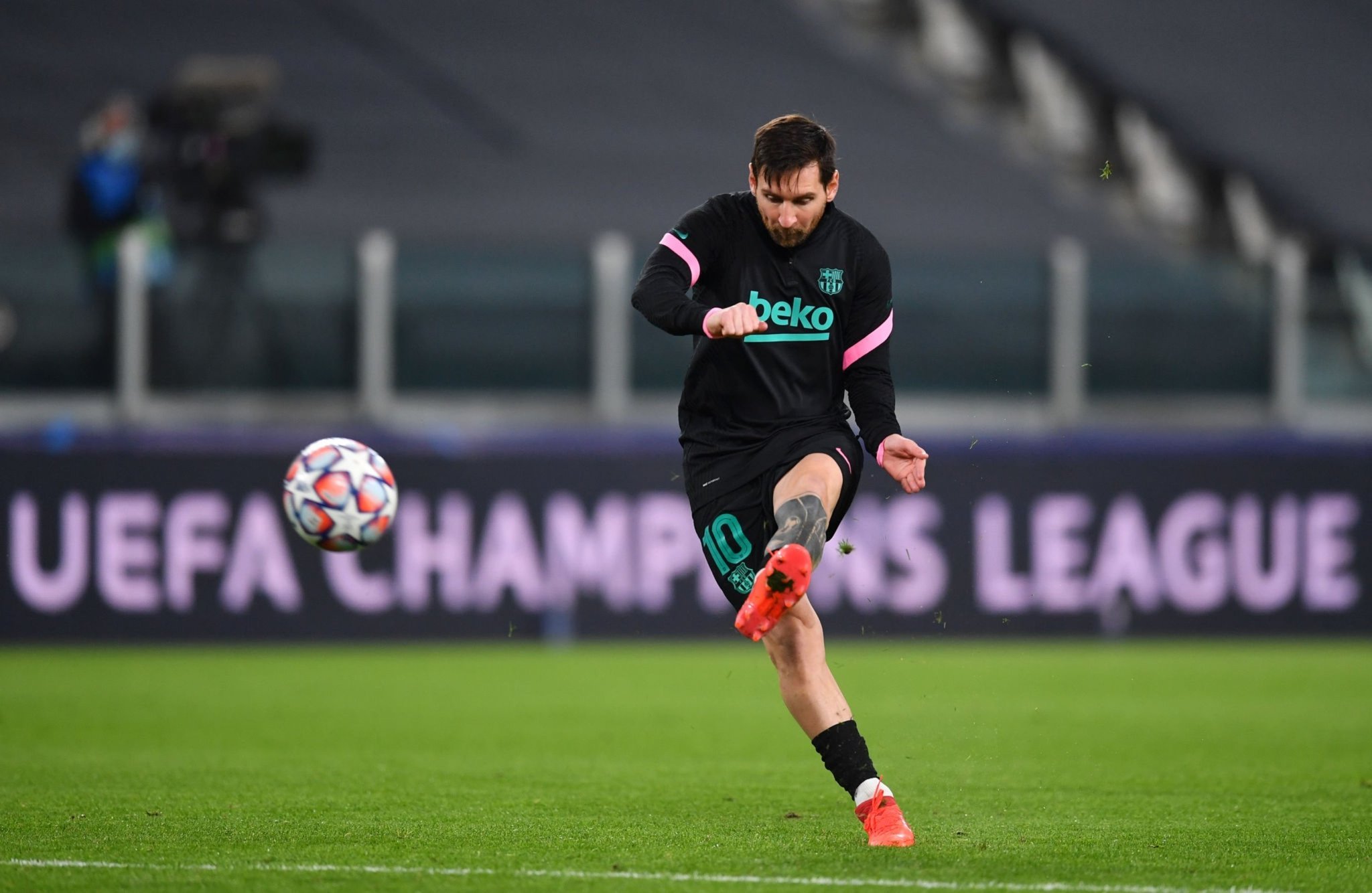 其他队友在 其他队友在