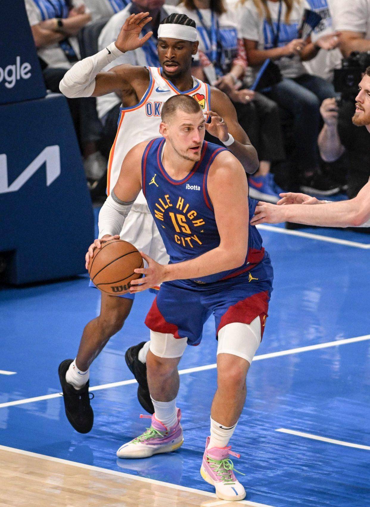 核心地位以 核心地位以