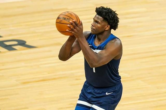 男单焦点对 男单焦点对